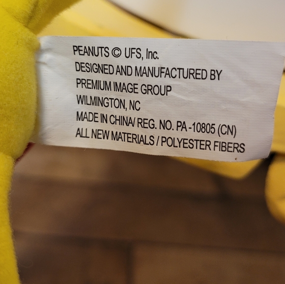 Peanuts Woodstock plush wearing heart sandals - Picture 5 of 10